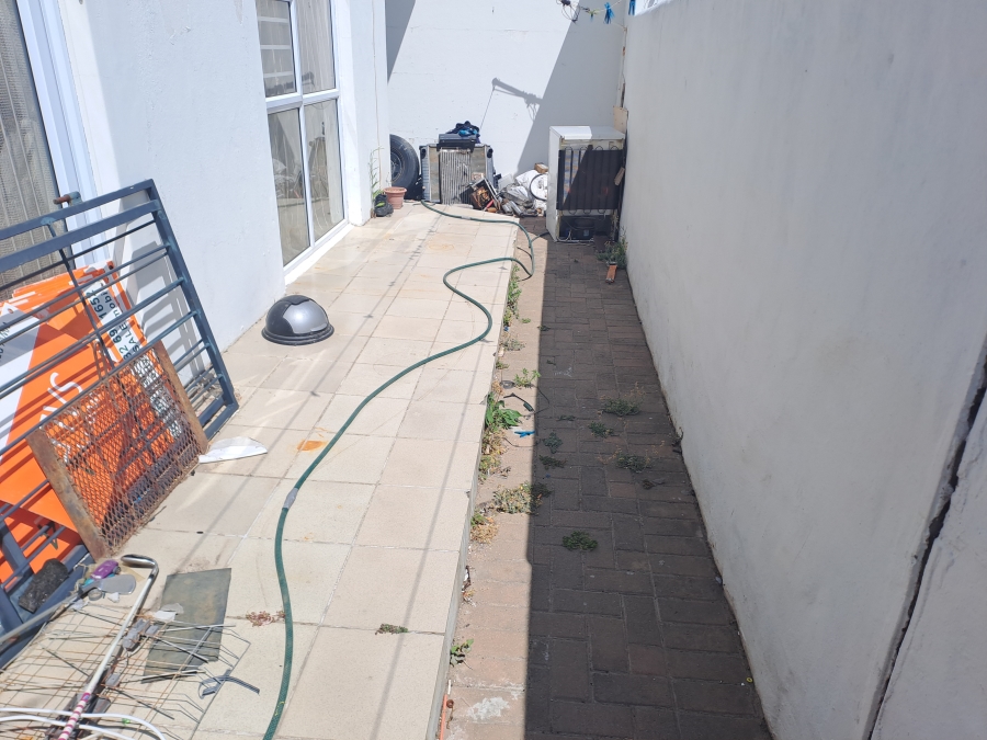 3 Bedroom Property for Sale in Onverwacht Western Cape